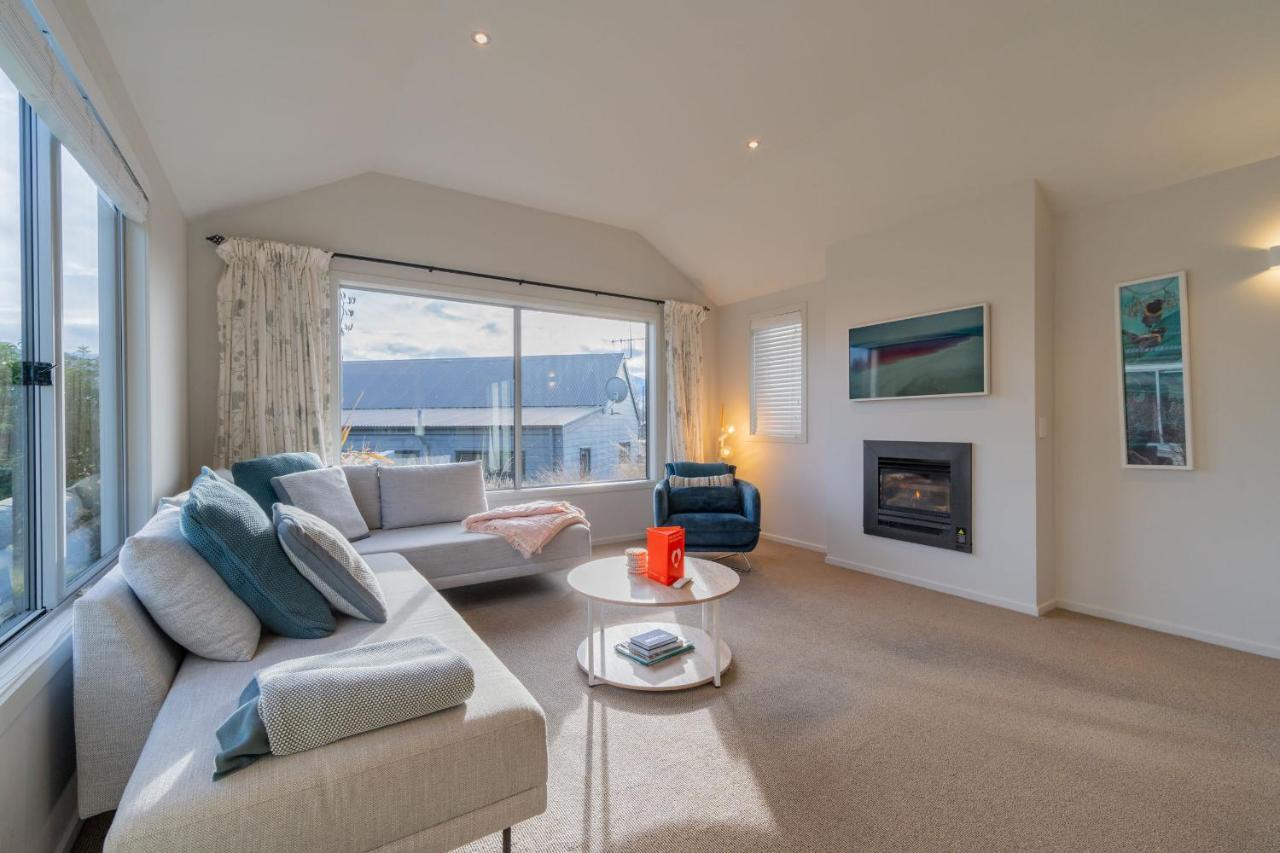 Southland Sounds - Te Anau Holiday Home Esterno foto