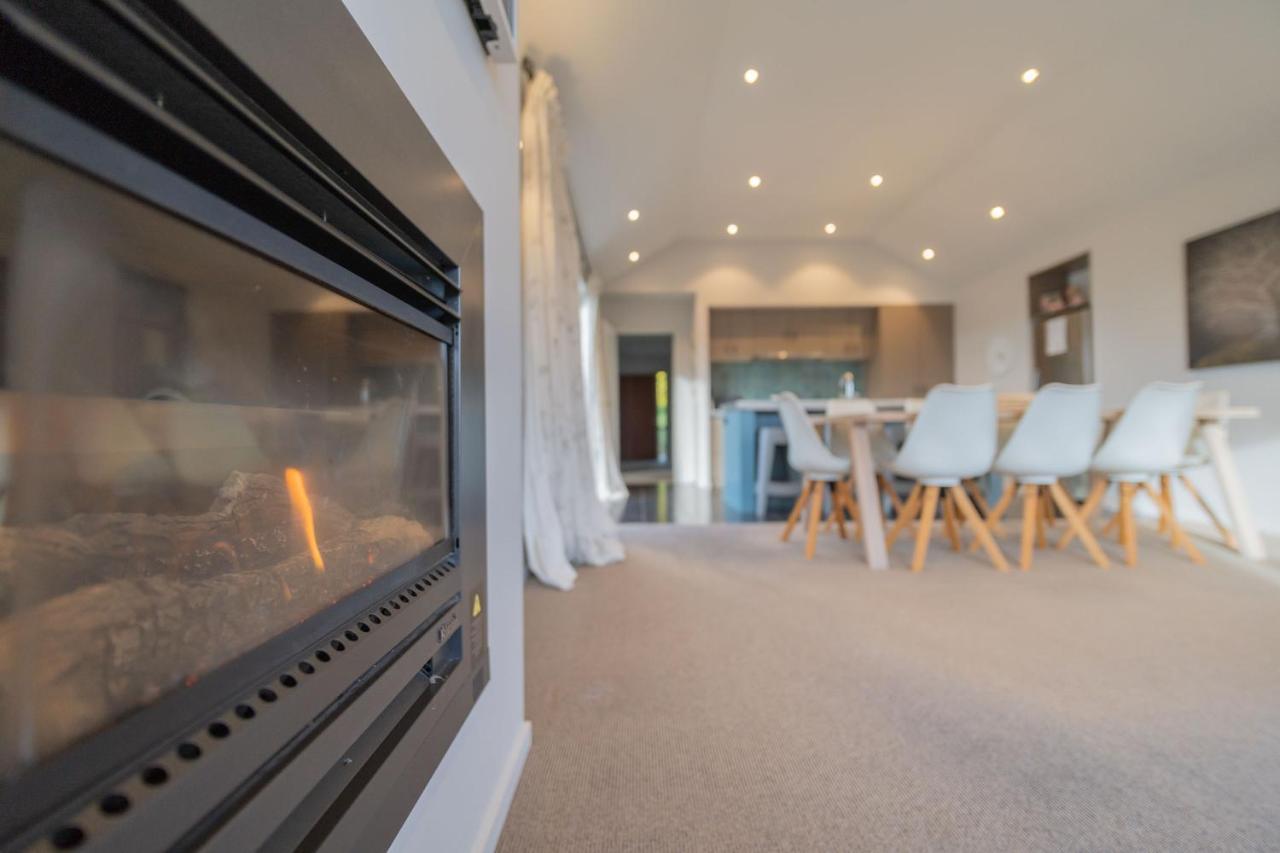 Southland Sounds - Te Anau Holiday Home Esterno foto