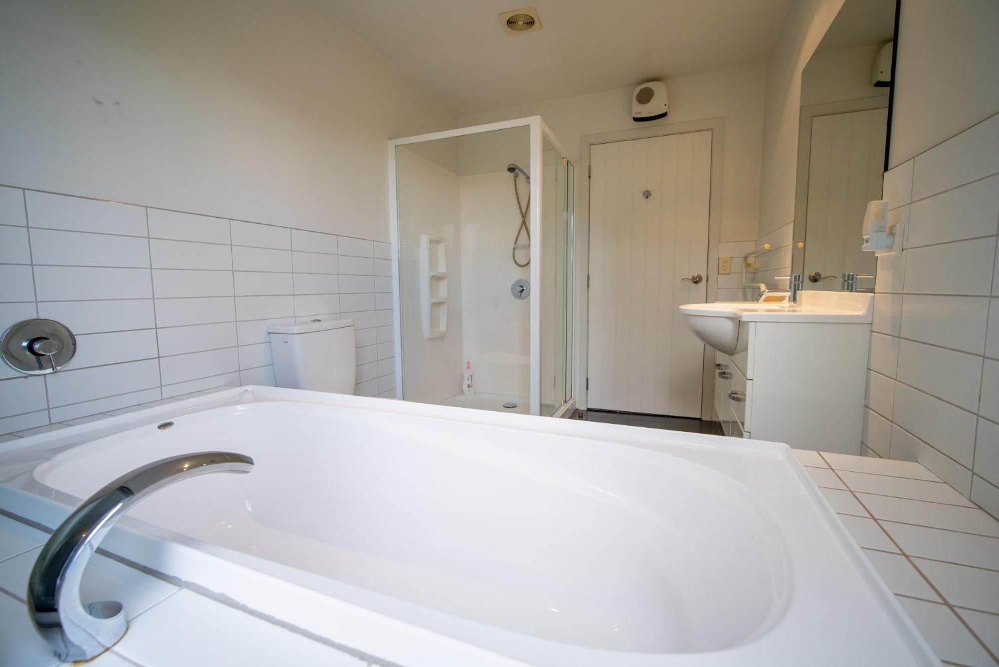 Southland Sounds - Te Anau Holiday Home Esterno foto