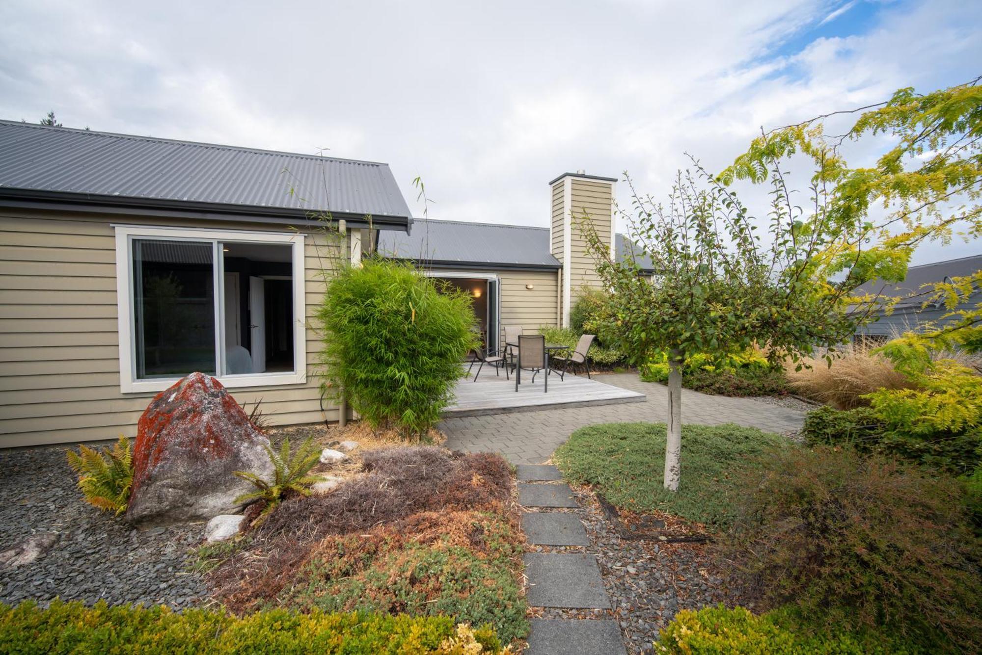 Southland Sounds - Te Anau Holiday Home Esterno foto